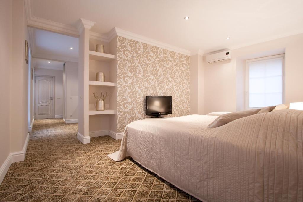 Real House Aparthotel Вилнюс Стая снимка